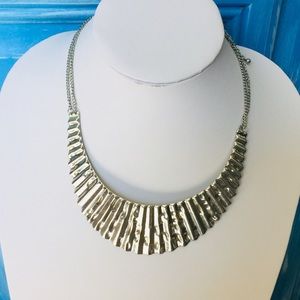 💰3/$15 Statement Silver Necklace M35